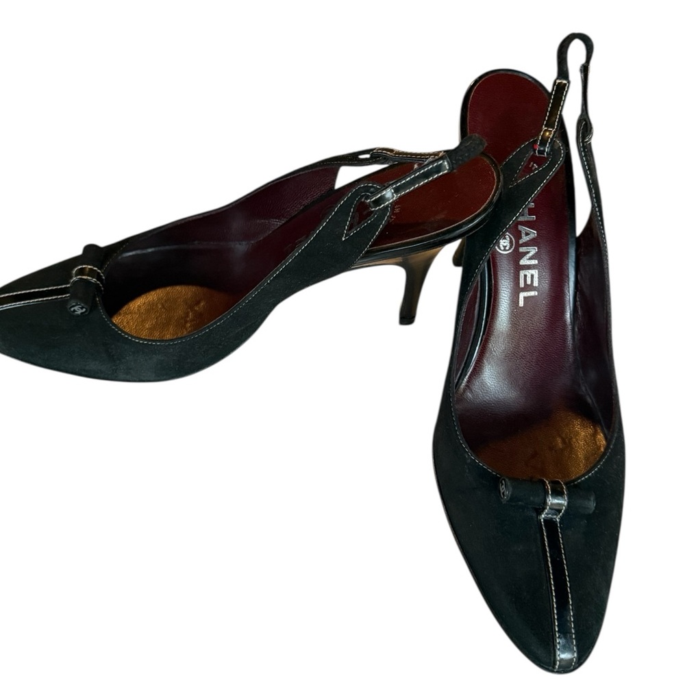 Vintage Chanel black suede sling back with patent leather detail 37.5 w/ dustbag - Picture 8 of 9